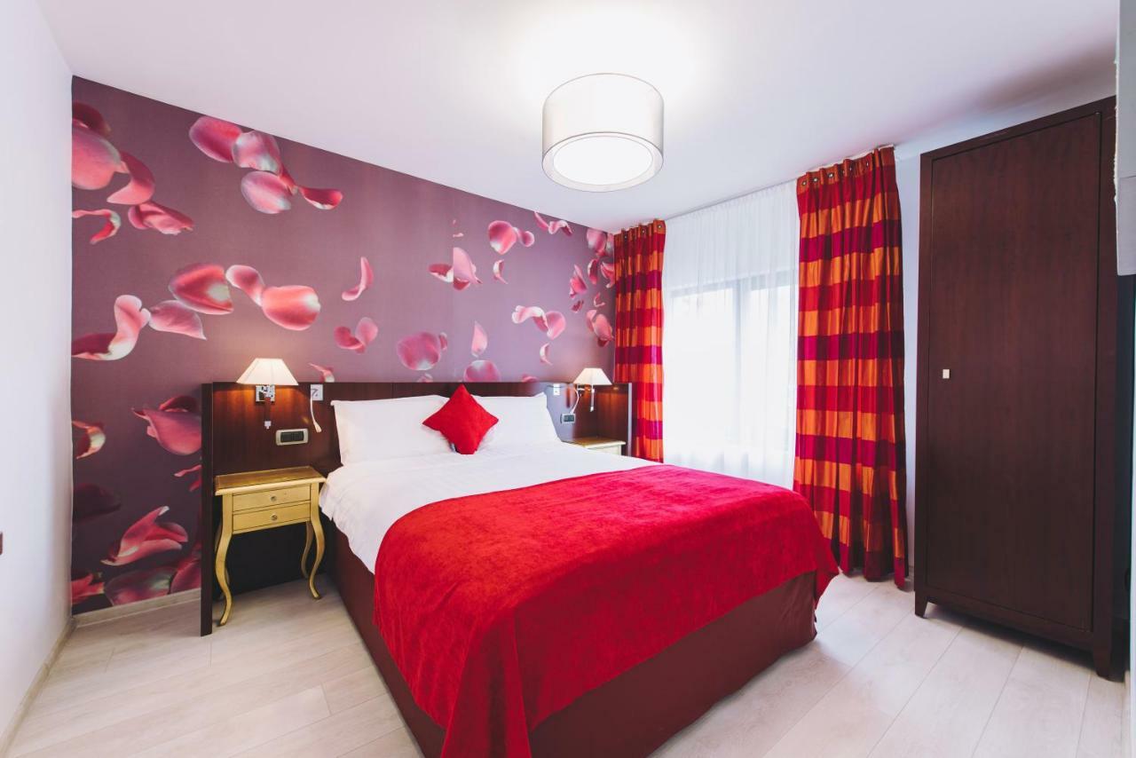 Derby Apart Hotel 알바루리아 외부 사진